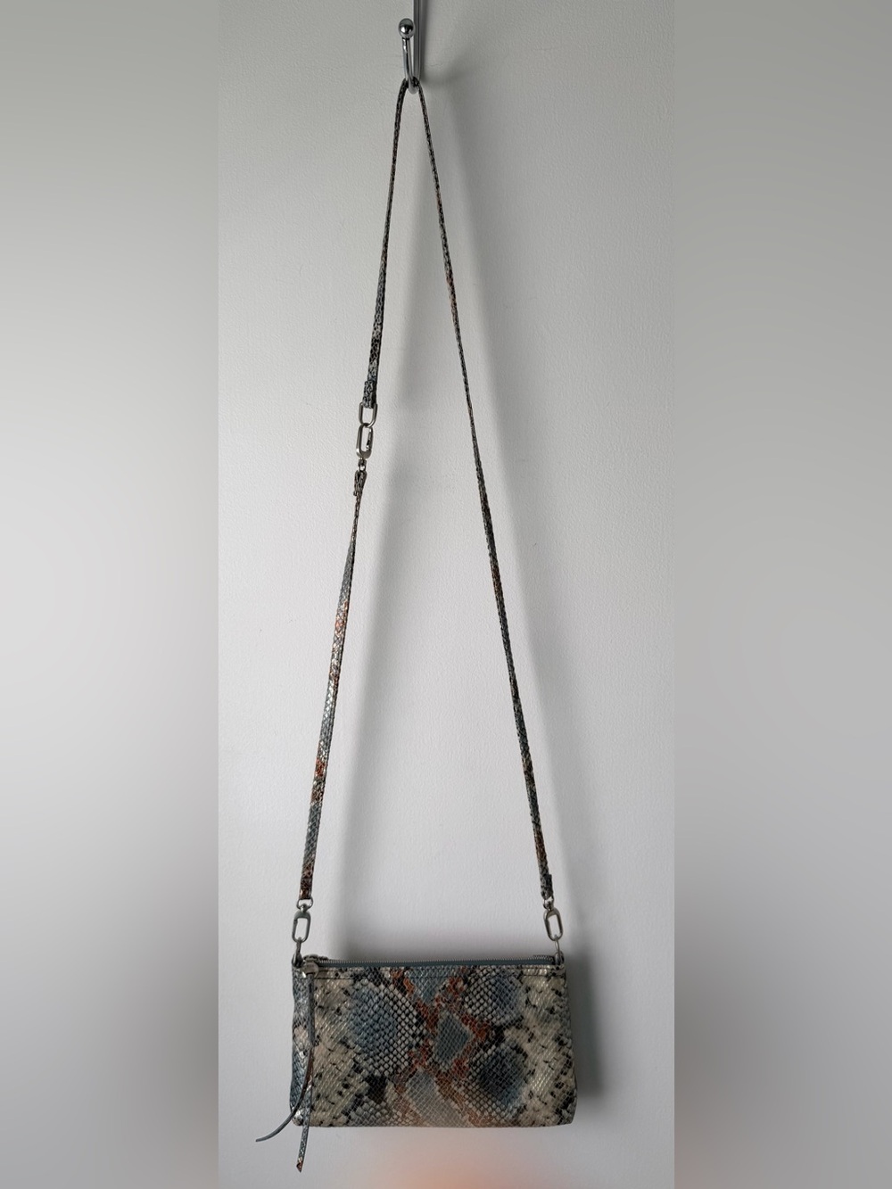 HOBO International Darcy Convertible Crossbody/Baguette/Wristlet in Blue Tempest